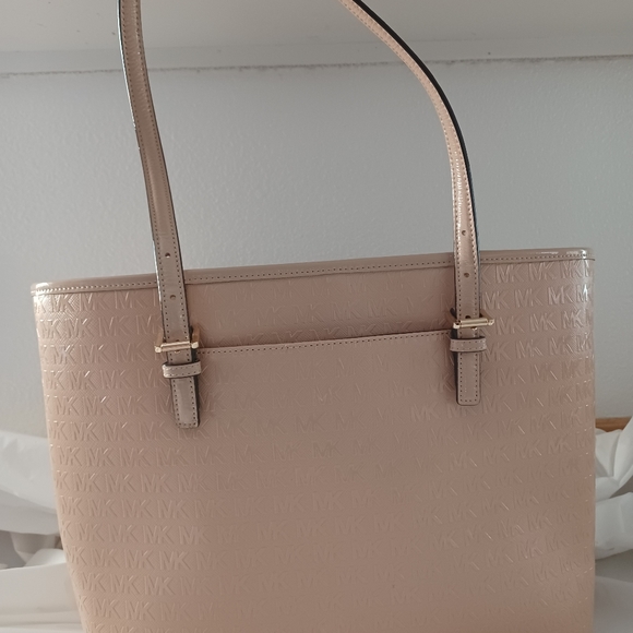 Michael Kors Jet Set travel MD carryall tote - Picture 2 of 13